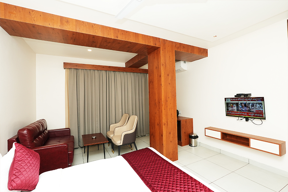 Executive Room – King Size Bed